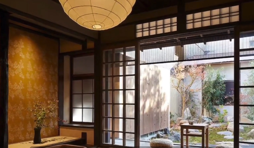 Куміко у японському стилі