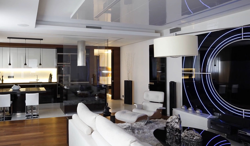 Сенсорне керування (Touch Systems) в стилі хай-тек