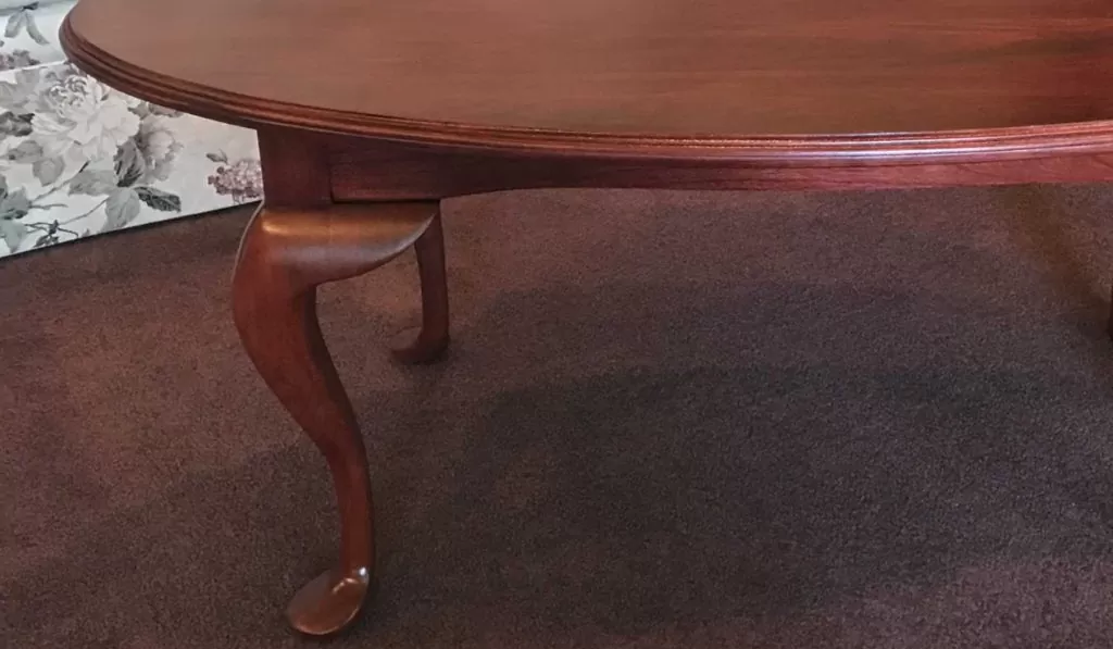 Кабріоль в стилі Рококо