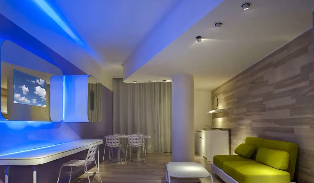 LED-підсвітка в стилі хай-тек 